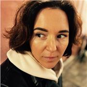 Profesora titulada con la experiencia de 7 años para adultos